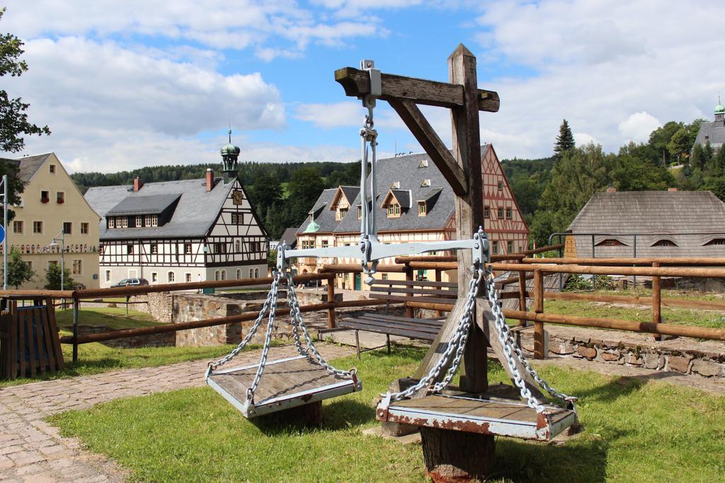 Hotel Saigerhuette Olbernhau Exteriör bild